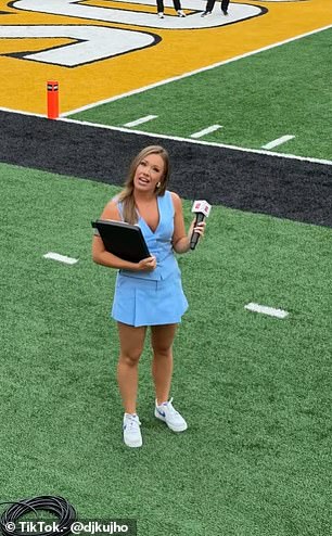 Stunning ESPN reporter goes viral after being caught dancing on the sideline seconds before going live on TV Stunning ESPN reporter goes viral after being caught dancing on the sideline seconds before going live on TV