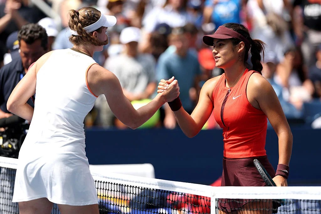 Emma Raducanu’s Billie Jean King Cup Finals decision places spotlight on season goal Emma Raducanu’s Billie Jean King Cup Finals decision places spotlight on season goal
