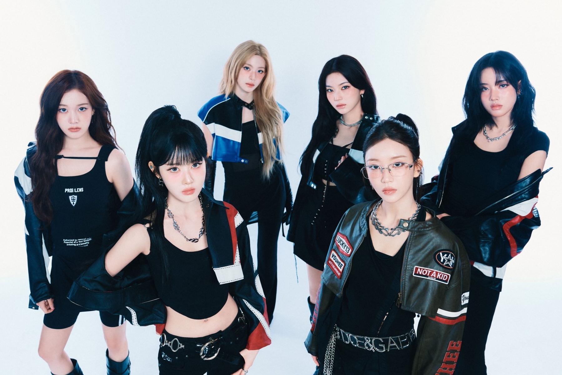 STAYC anuncia fechas y ciudades para la gira de conciertos para fans “STAY CLOSER” de 2026 STAYC anuncia fechas y ciudades para la gira de conciertos para fans “STAY CLOSER” de 2026