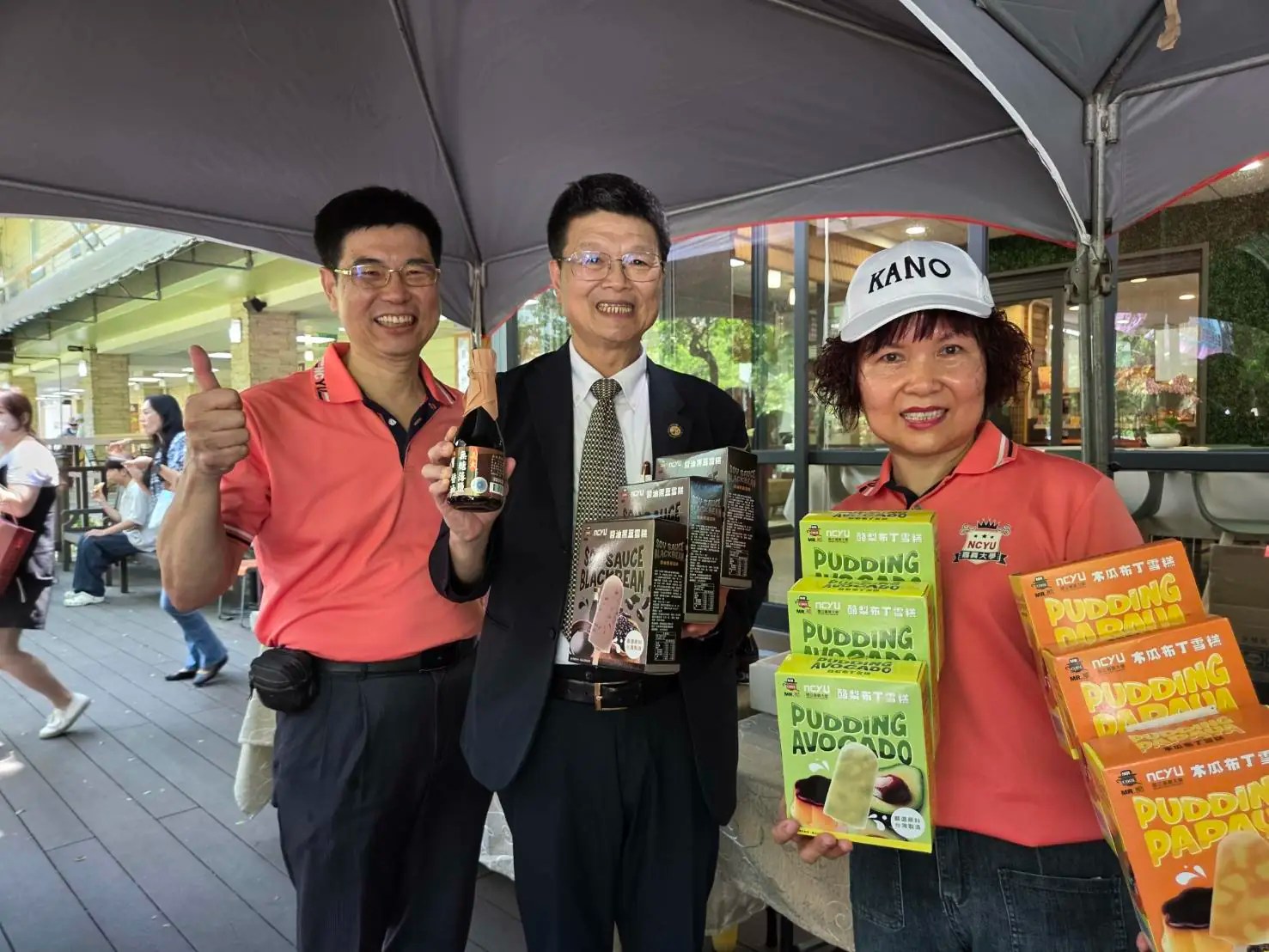 嘉大自製醬油再創新品　聯名家樂福獨家上市