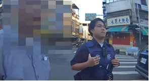 馬路不是你家灶咖  行人不看號誌馬路如虎口