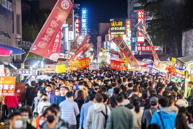 訪嘉義文化路觀光夜市　西市場停車安心買逛