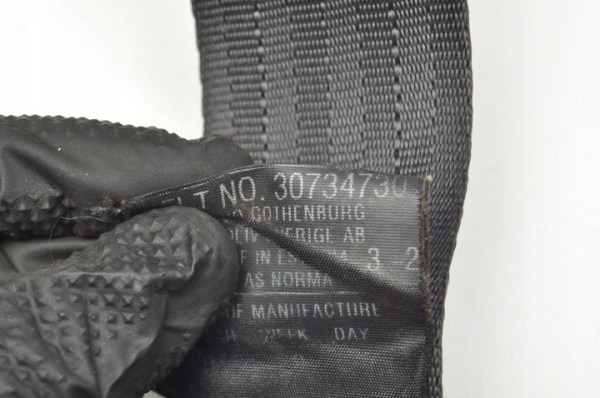 VOLVO XC70 SEAT BELT RIGHT FRONT 30734730 LIFT