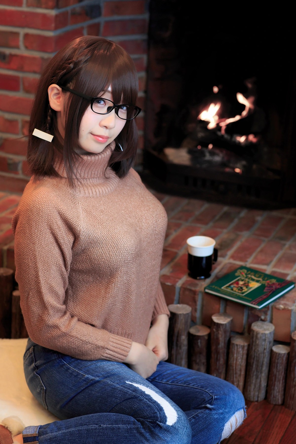 伊織萌《月曜日のあの子》写真集第一辑