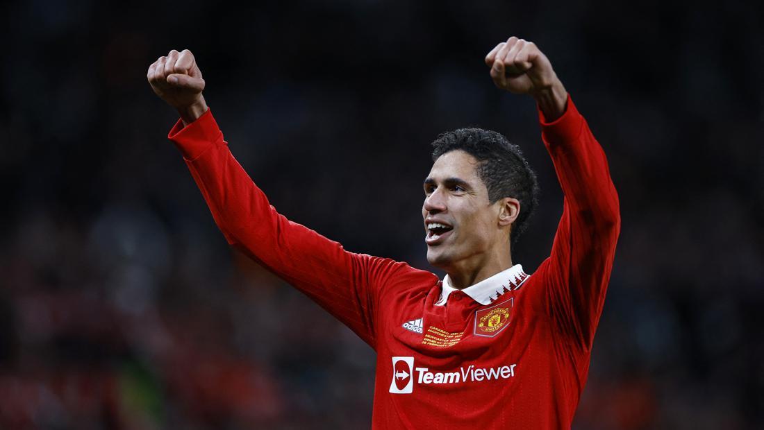 Varane Maunya Pensiun di MU, tapi Batal karena…