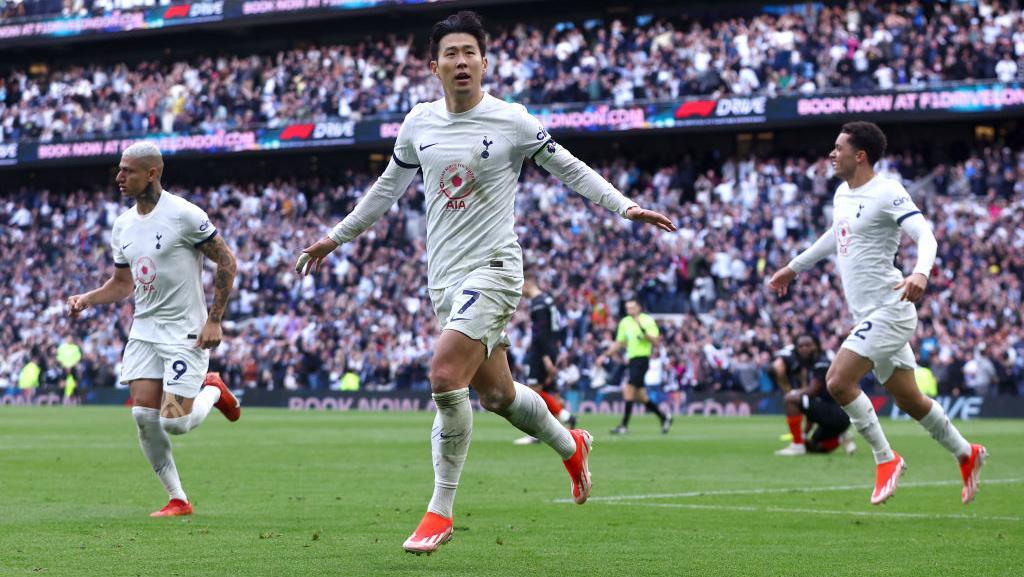 Comeback, Son Heung-min dkk. Menang 2-1