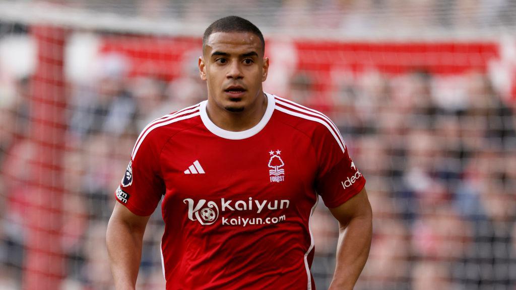 Demi Mimpi Liga Champions, Bek Forest Ini Tolak Chelsea