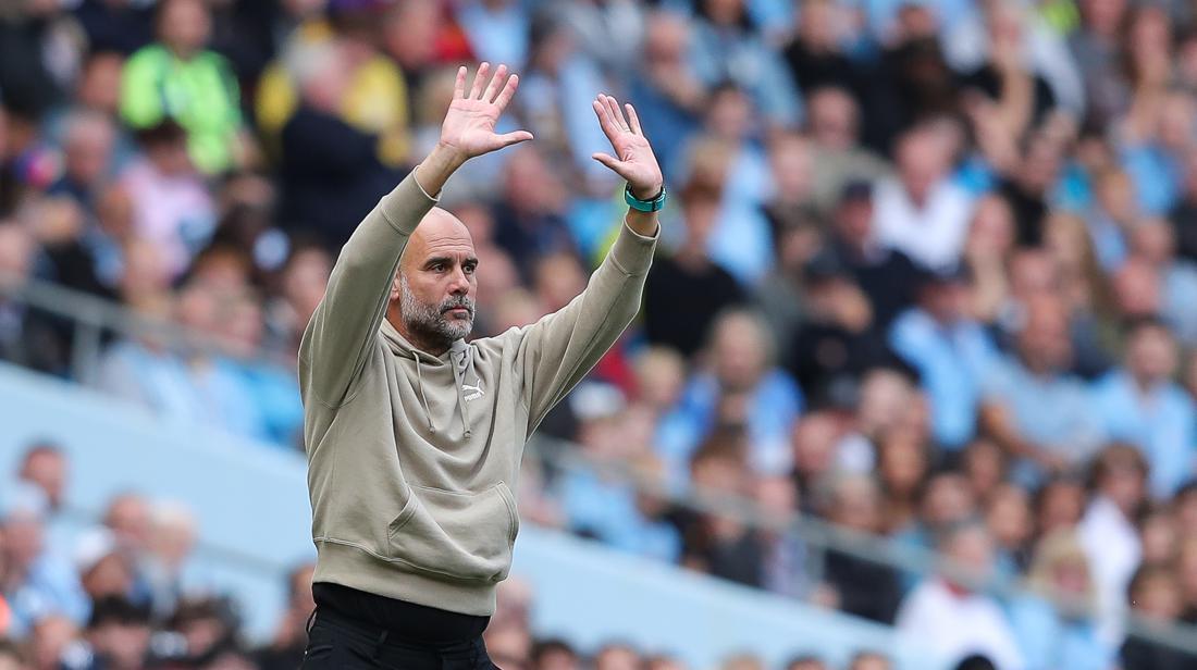Guardiola Ingin Laga Pertama Manchester City Musim Depan Ditunda