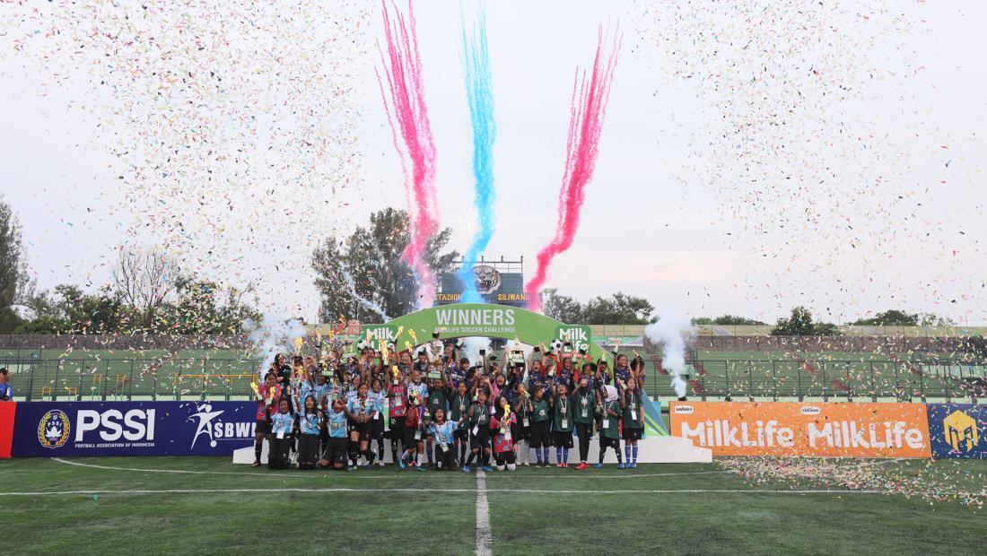 Mengasah Bibit Sepakbola Putri Lewat Soccer Challenge