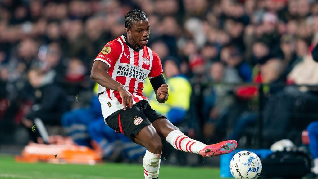 Malacia Juga Start dengan Oke Setelah Dipinjamkan MU ke PSV