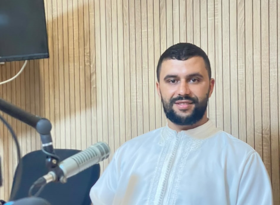 الهجرة غير النظامية عبر بوابتي سبتة ومليلية: إشكالية الهوية والأخلاق والعقيدة في السياق المغربي المعاصر
