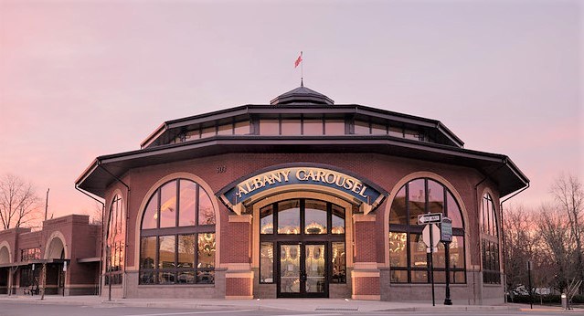 10 Fun Year-Round Attractions in Albany, Oregon