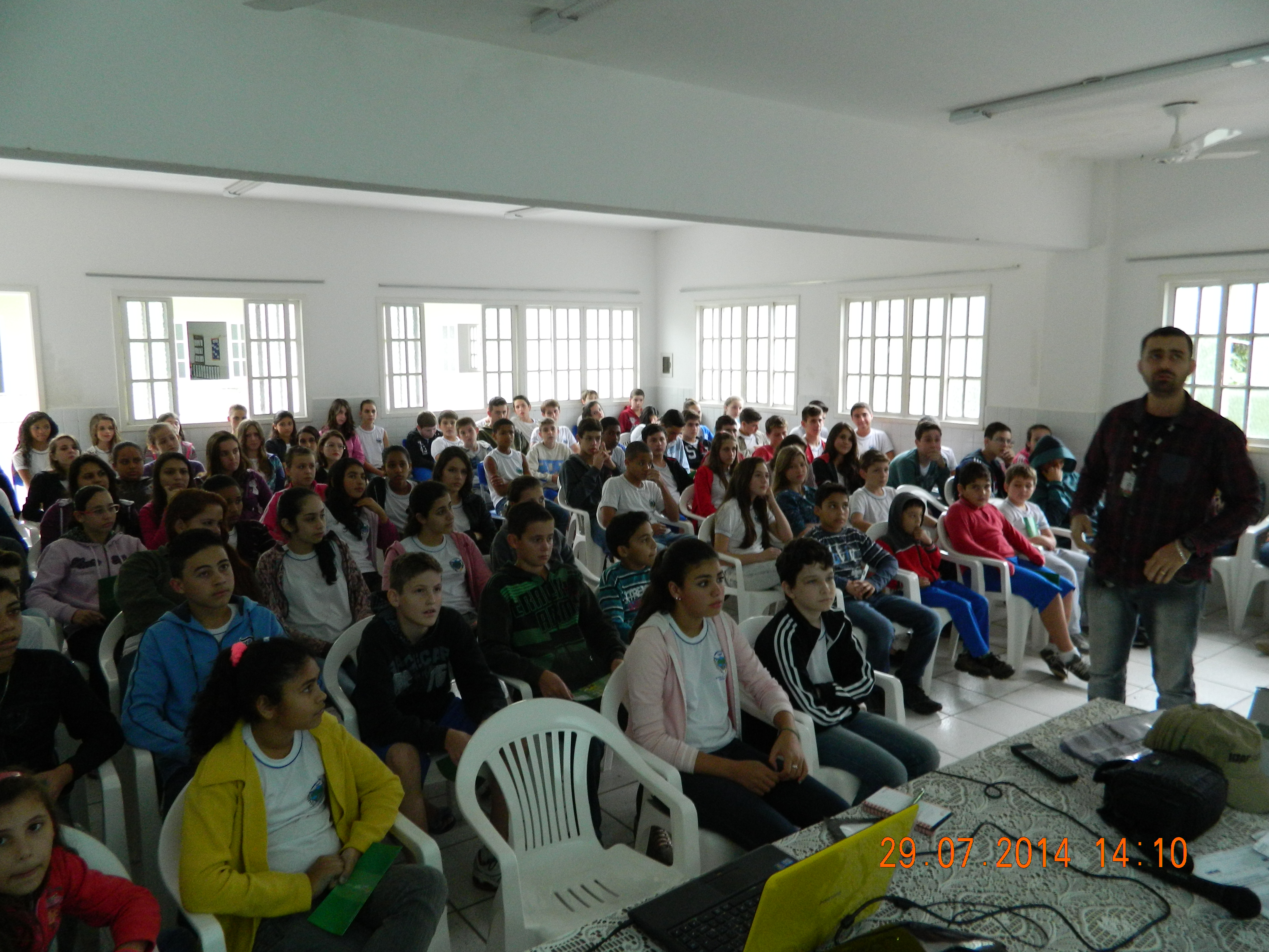 Palestra Sobre Uso Correto De Produtos Agrotoxicos Escola Empef Isabelo Fontana Duas Barras Iconha Es Meio Ambiente Sustentabilidade