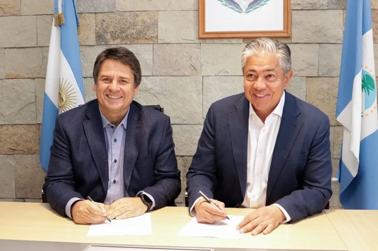 Neuquén: Figueroa y Gaido firmaron acuerdo para transformar la conectividad vial en la capital