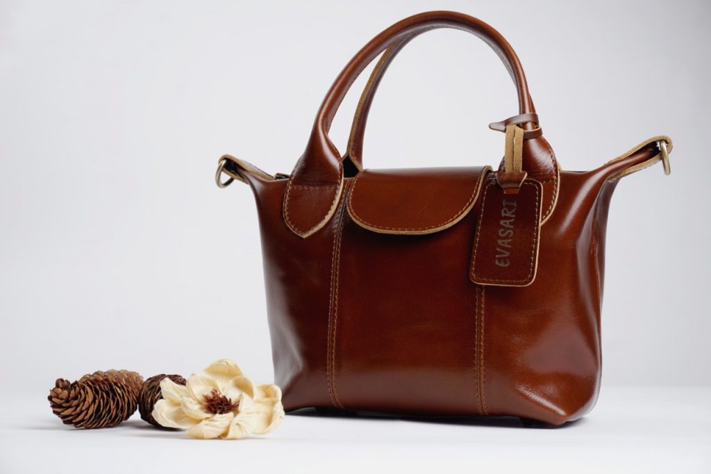 Manfaat atau Keunggulan Kulit Sapi untuk Kerajinan