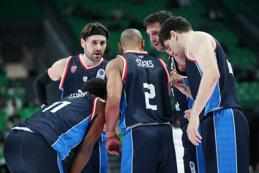 Ο Πανιώνιος πέρασε νικηφόρα 73-68 από την Κέμνιτς σε φιλικό με αμφιλεγόμενη διαιτησία