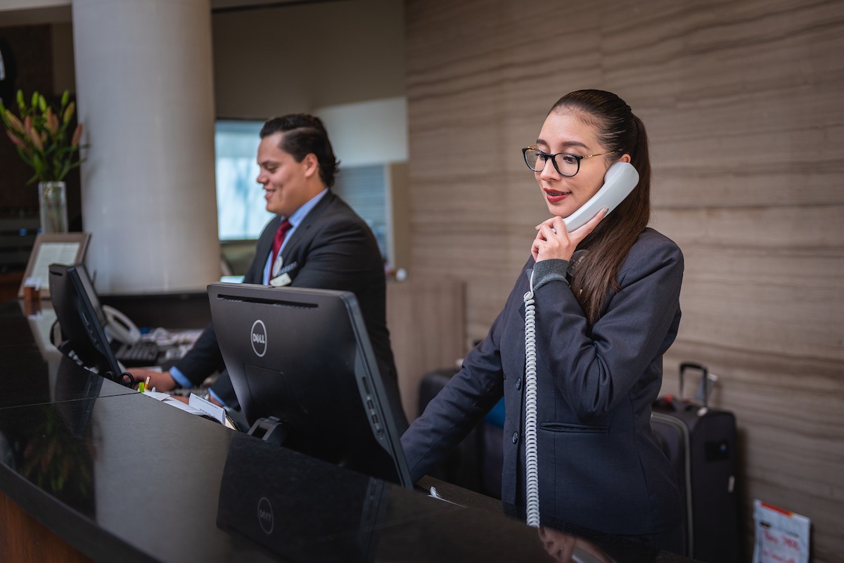 Un Addetto Alla Reception E Un Lavapiatti, Le Offerte Di Lavoro Del Settore Privato - Aostasera 801_x_1200_jpg