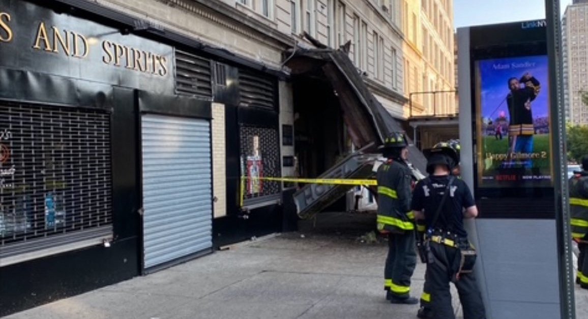 Historic Hotel Marquee Collapses Over Brooklyn Heights Subway Station: MTA Reroutes 2 and 3 Trains – What You Need to Know!
