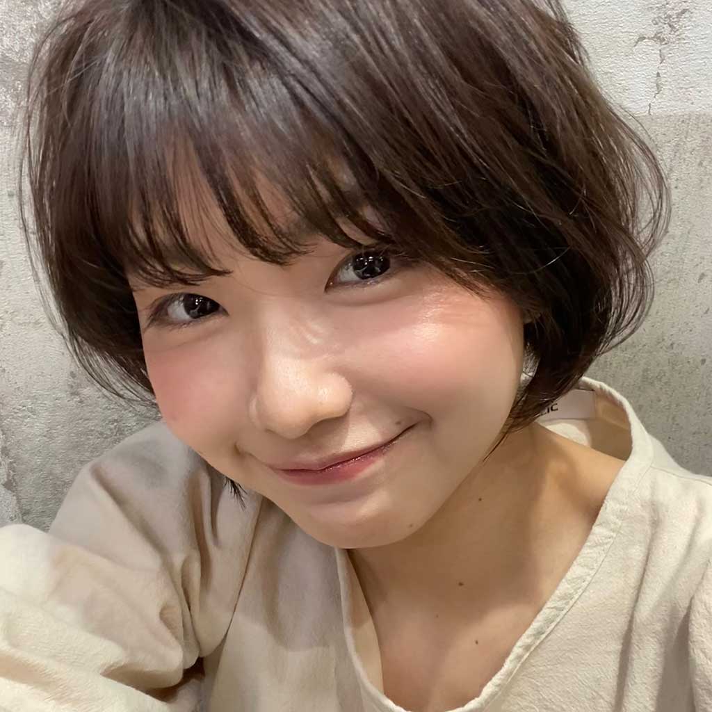 山田 奈緒