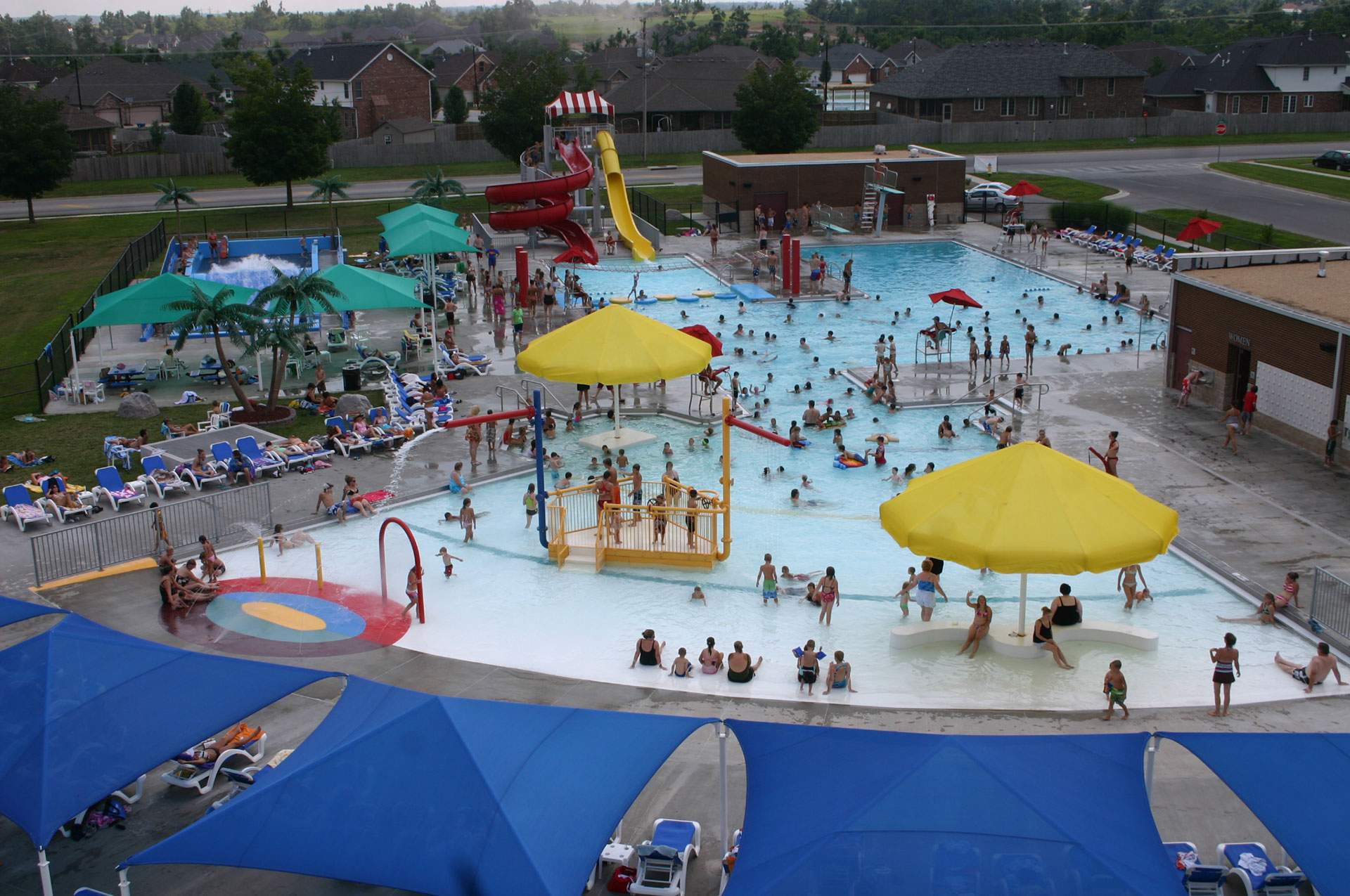 Republic aquatic center