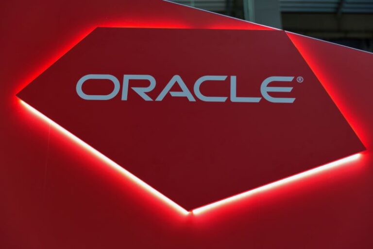 Why Oracle stock is surging today