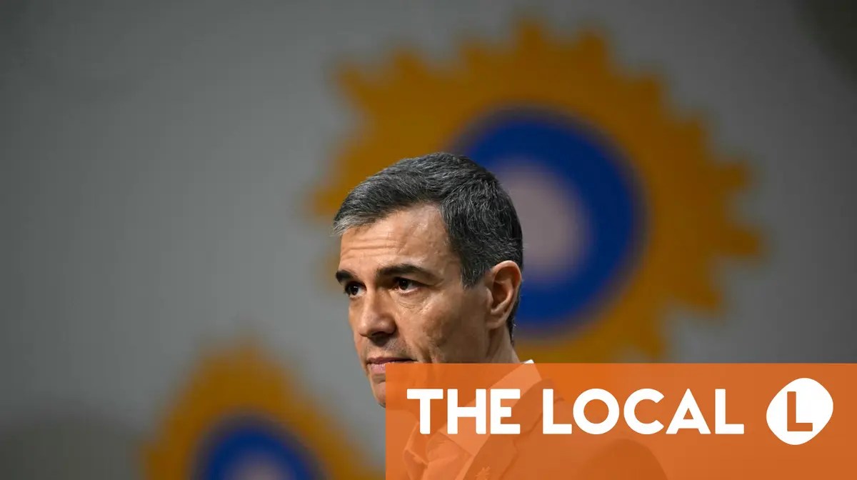 Spain PM hits opposition over Andalusia cancer screening row