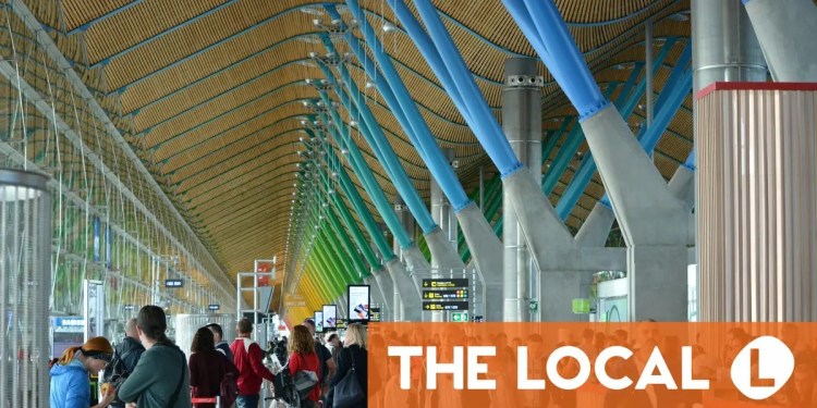 How to declare money when entering, leaving or travelling within Spain How to declare money when entering, leaving or travelling within Spain