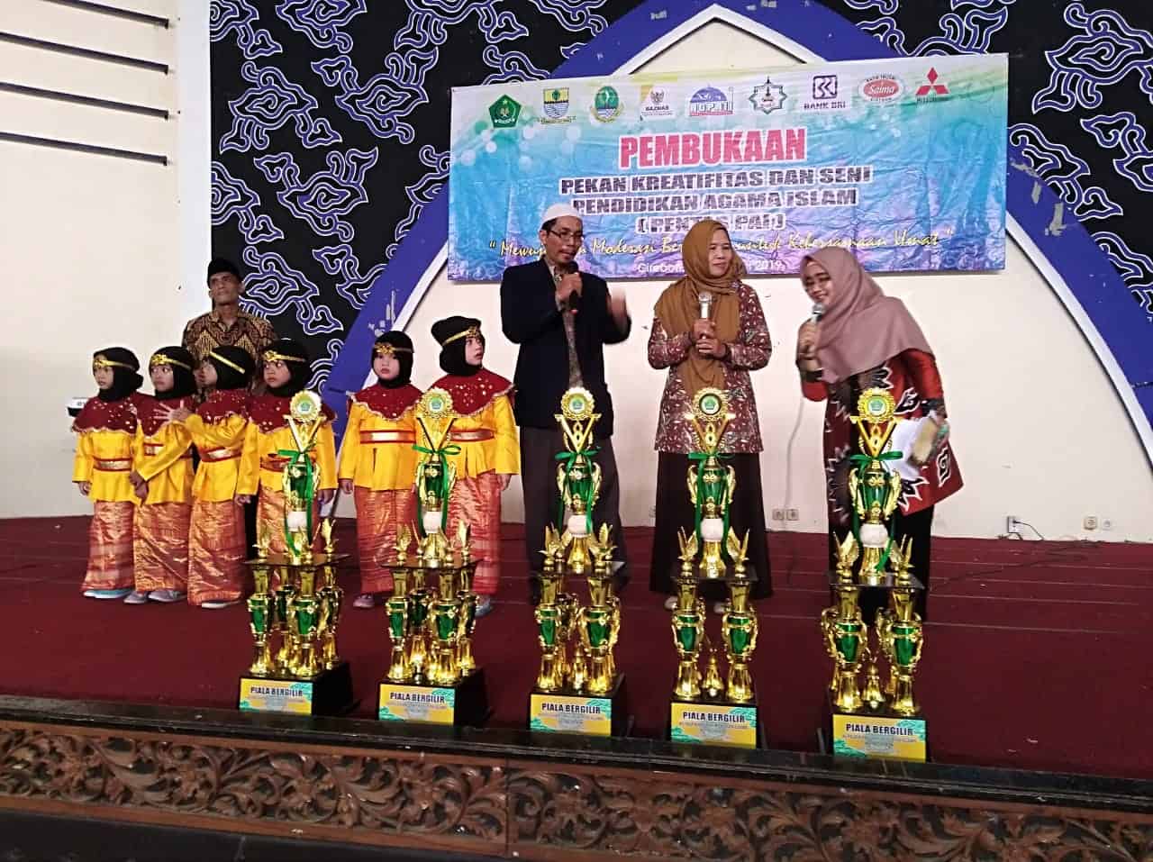 SEMARAK PEMBUKAAN PENTAS PAI - Masjid Raya At-Taqwa Kota Cirebon