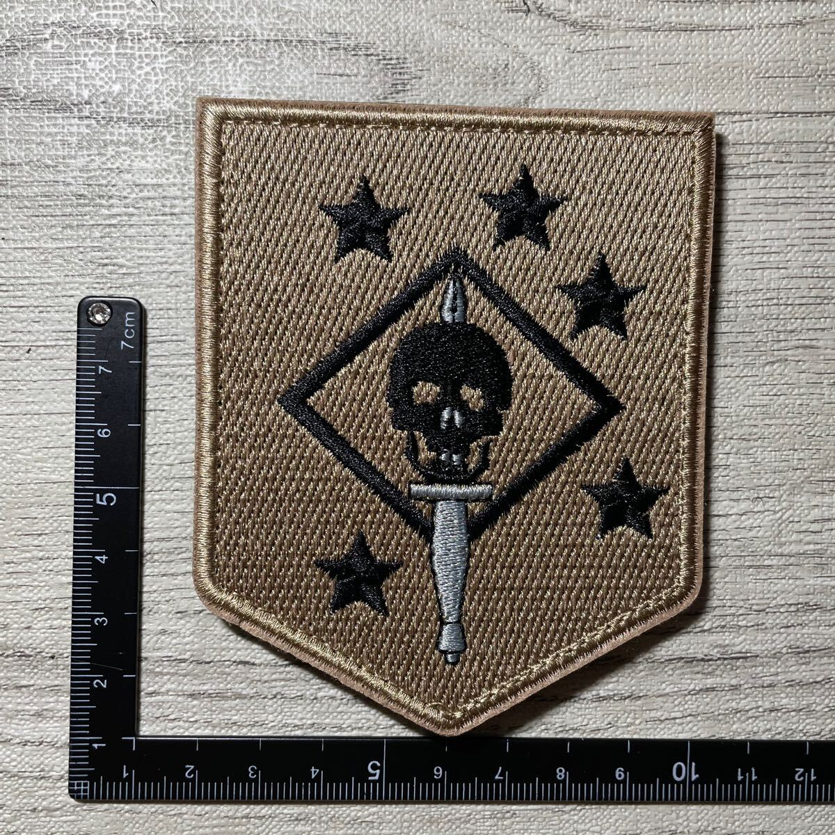 刺繍ワッペン ベルクロ付☆ MARSOC マリーン レイダース USMC ブラック TAN 27