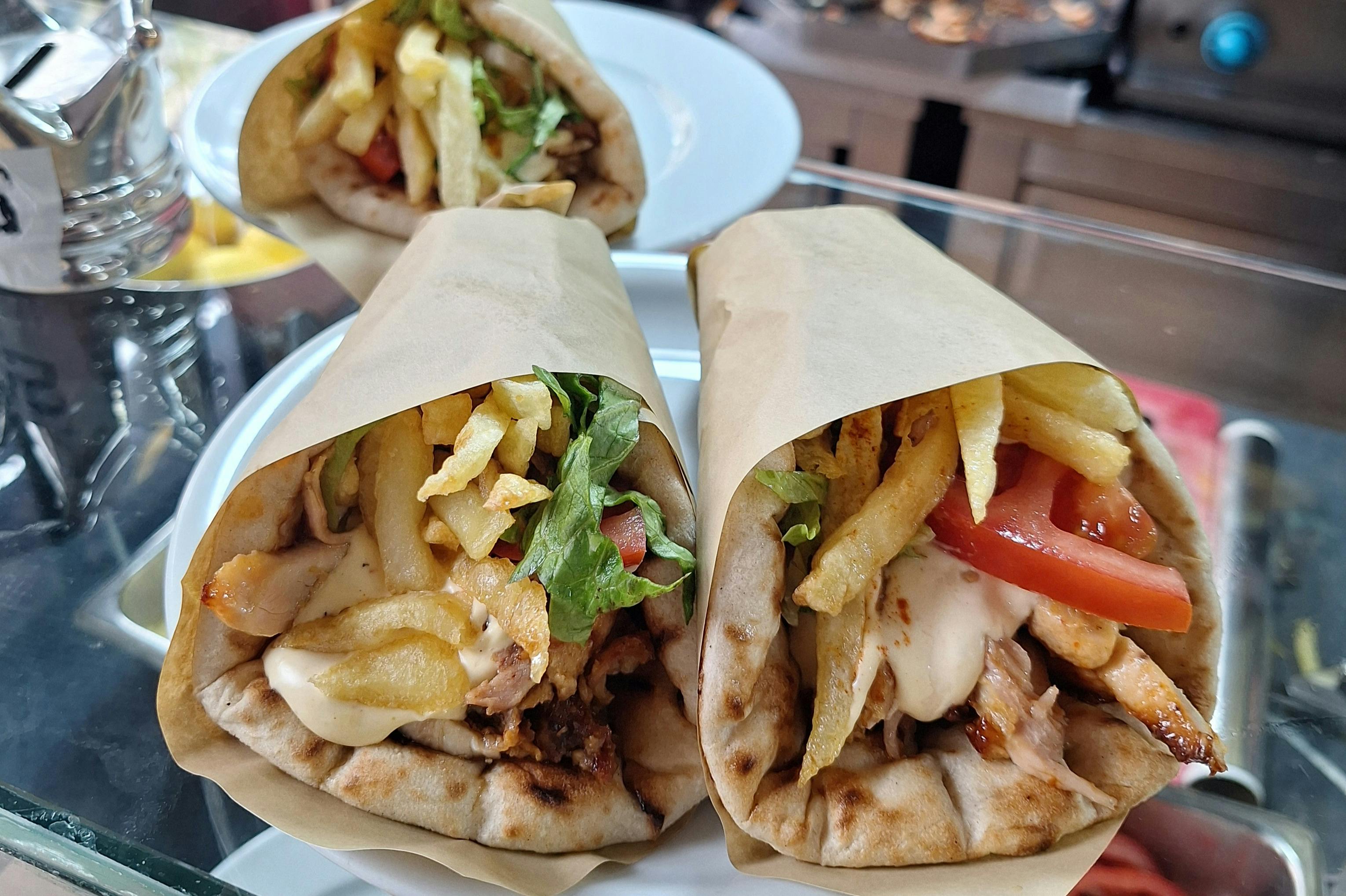 Athens: Guided Street Food Tour + Lunch