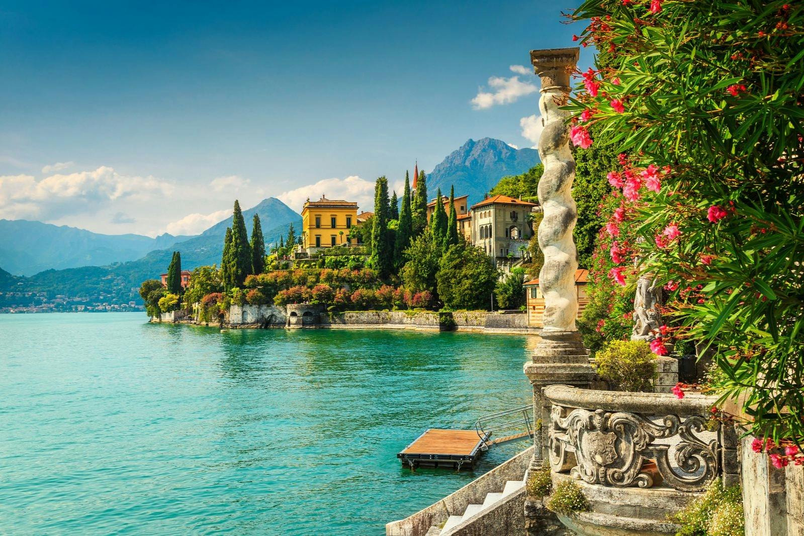 Como, Bellagio & Varenna: Small Group Guided Tour from Milan + Boat Cruise