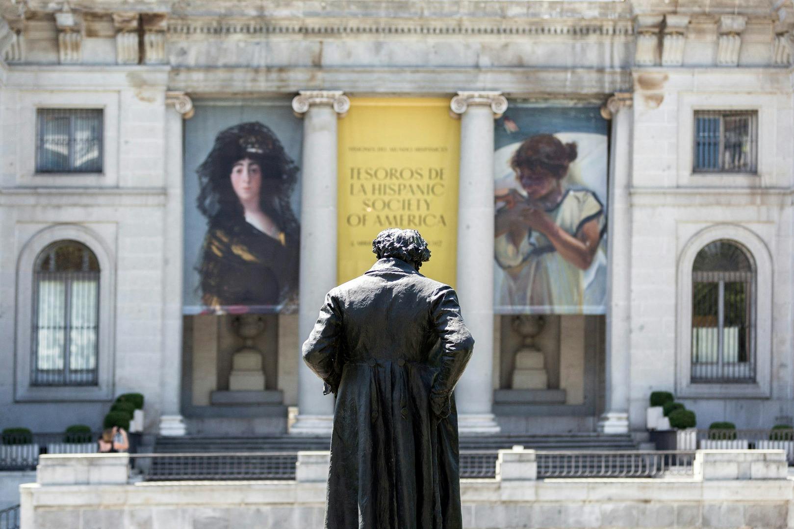 Prado Museum: Small Group Guided Tour + Tapas Tasting & Drink