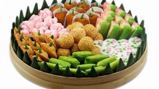 5 Toko Kue Ini Sediakan Paket Kue Basah Cantik dalam Tampah