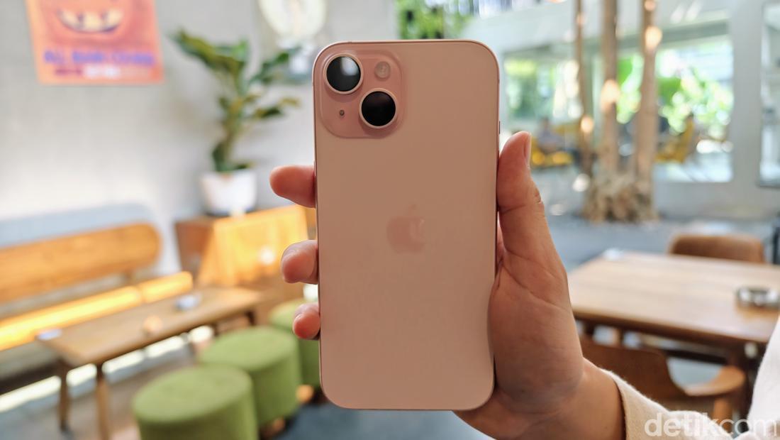 5 Tips Liburan Seru Ditemani iPhone, Yuk Cobain!