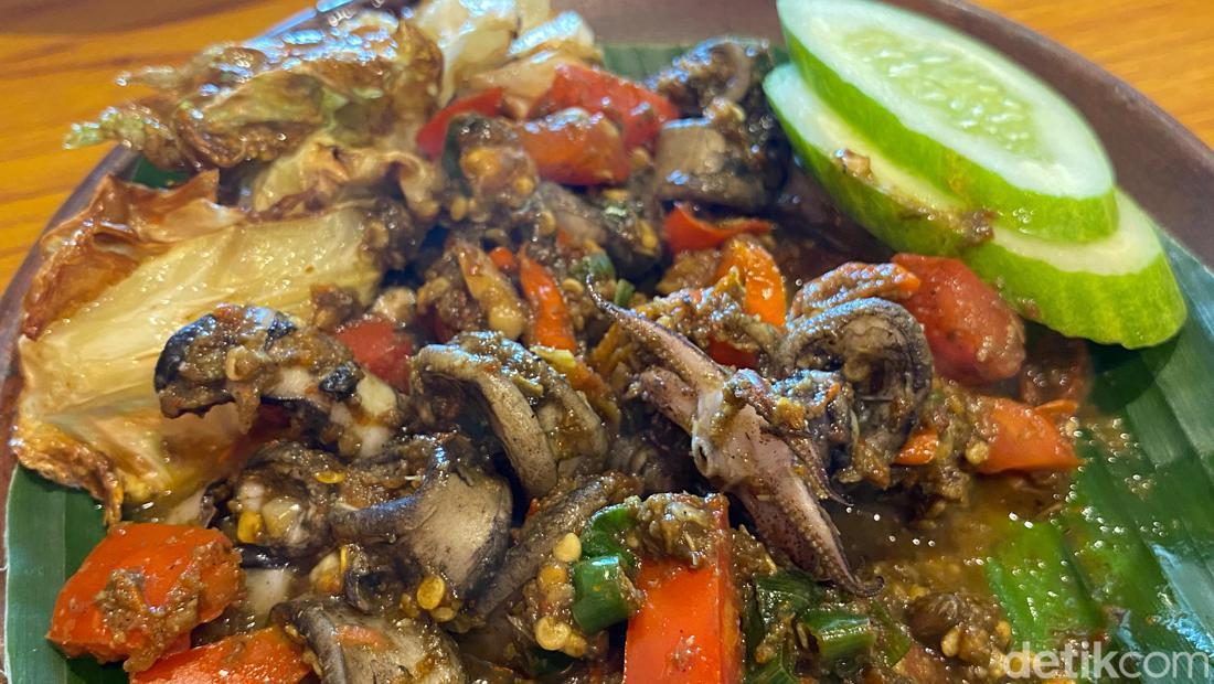 Raja Oseng: Pedas Jontor Oseng Cumi dan Lidah Sapi Hits di Gading Serpong
