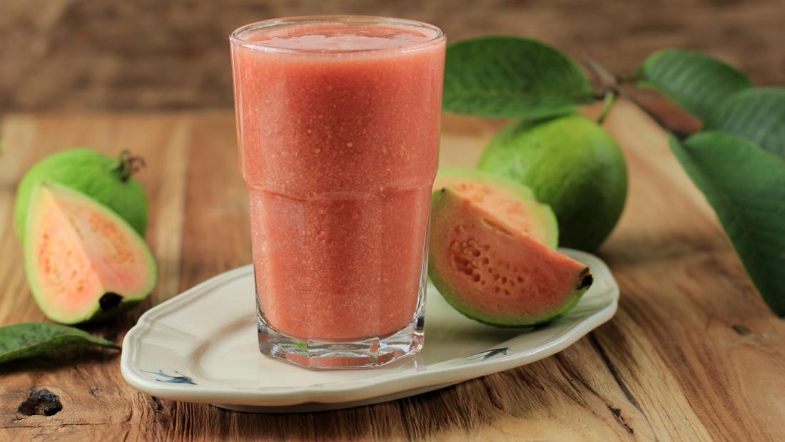 5 Manfaat Jus Jambu Untuk Turunkan BB dan Pulihkan Pasien DBD