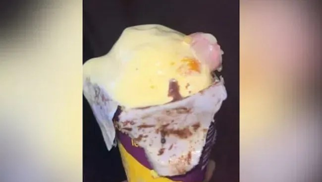 Hiii! Pria Ini Klaim Temukan Jari Pada Sajian Es Krim