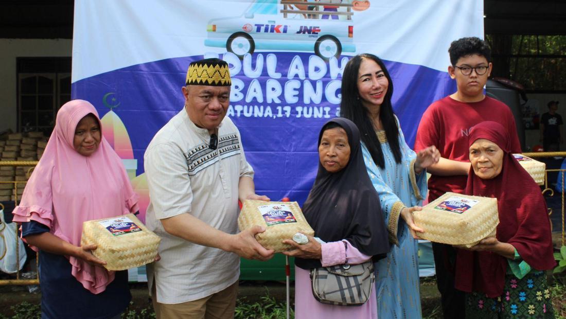 JNE Bagikan Daging Kurban-Hadirkan Promo Spesial di Momen Idul Adha