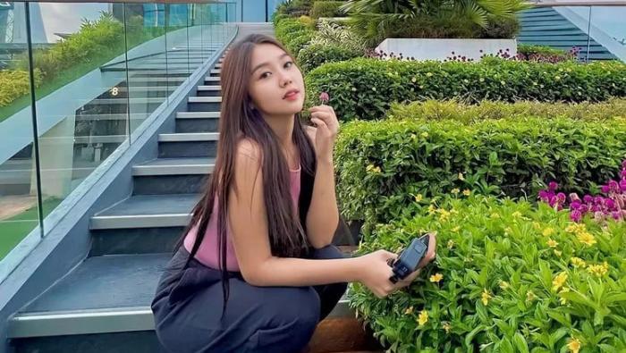 Siapa Vilmei, TikToker yang Dihujat karena Kasih HP Android ke Rumsyah