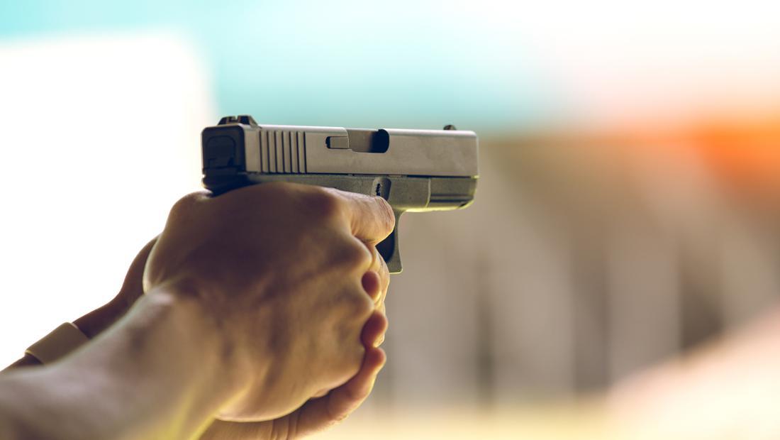 Duduk Perkara Pria Ngaku ‘Ring Satu’ Pamer Pistol di Depok