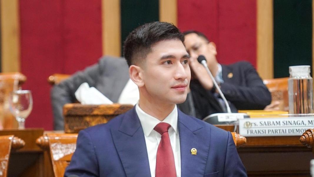 Reaksi Verrell Bramasta Lihat Demo PNS Kemendiktisaintek