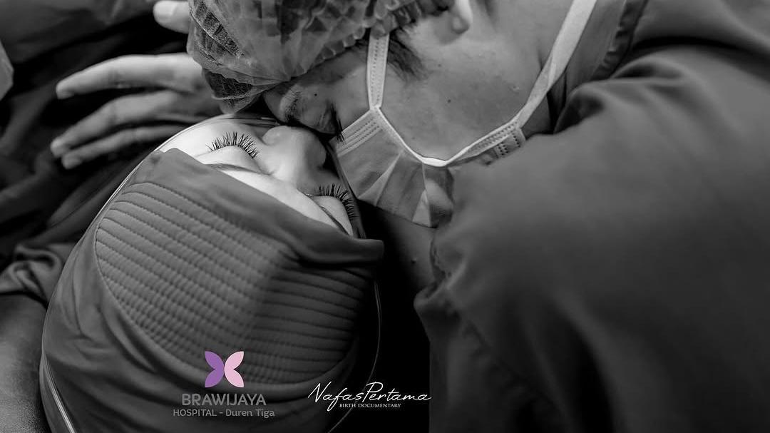 Lesti Kejora Lahirkan Bayi Perempuan, Harapan Billar Terwujud: Anak Shio Naga