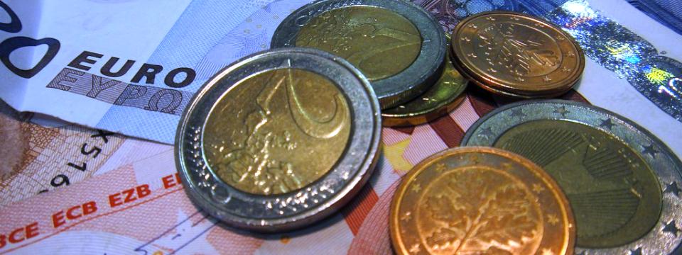 Verdienst Und Gehalt In Der Ausbildung Lohn Und Einkommen Im Beruf