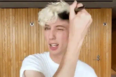 Troye Sivan Shows His Glowy No Makeup-Makeup Routine