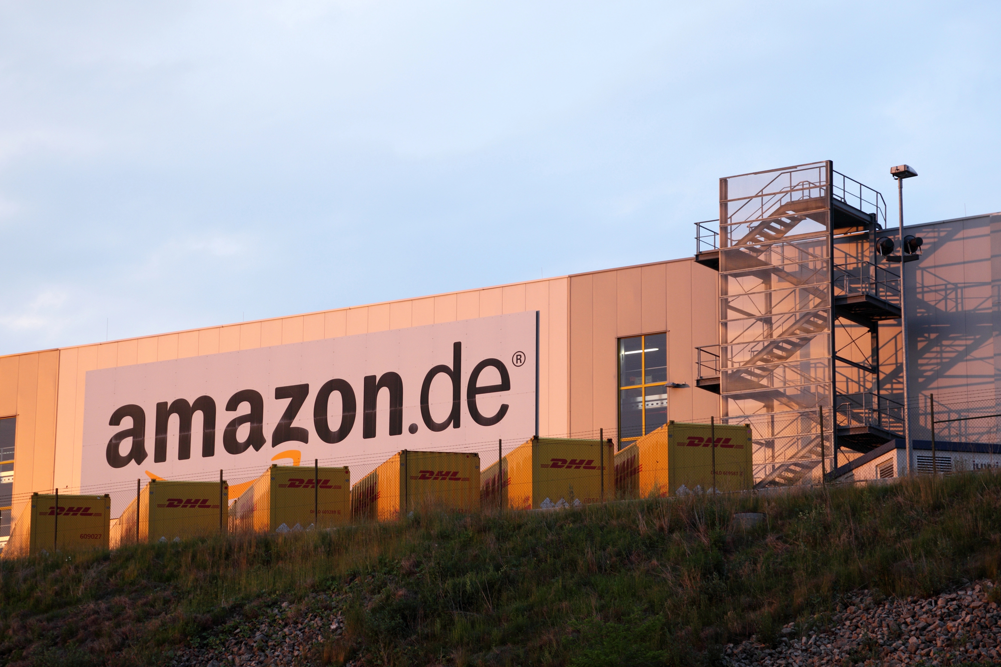Amazon Is Investing 16 Billion Euros in Germany: Cloud, AI, and Logistics