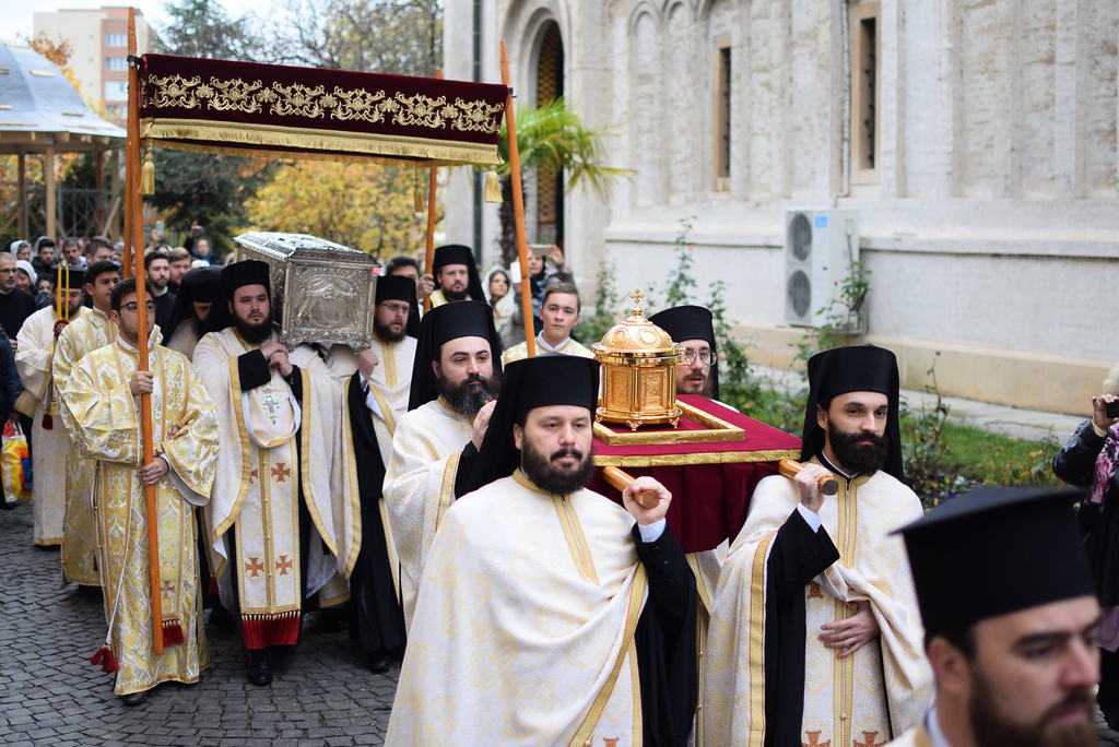 Sfantul Efrem Va Fi SÄrbÄtorit La MÄnÄstirea Radu VodÄ Vino Si Tu SÄ Ii Aduci Cinstire Basilica Ro