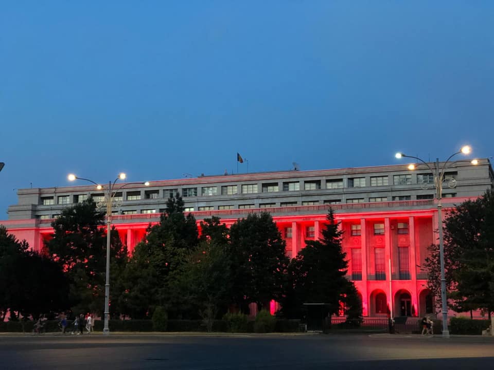 Buildings Illuminated In Red To Honour The Holy Brancoveanu Martyrs Basilica Ro