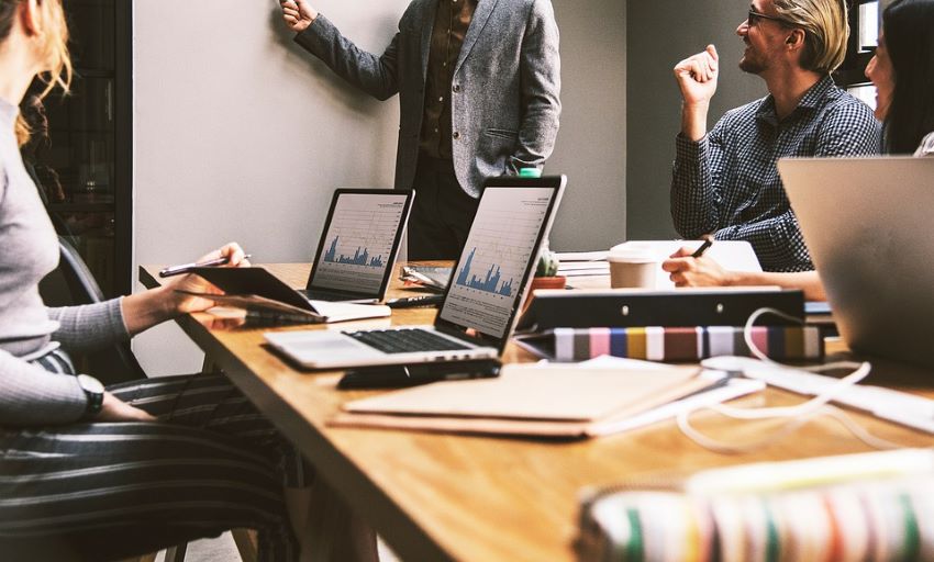 A Berlino Un Corso Online Gratuito Di Social Media Marketing E Ricerca Personale Per Aziende Italiane - Berlino Magazine 512_x_850_jpg