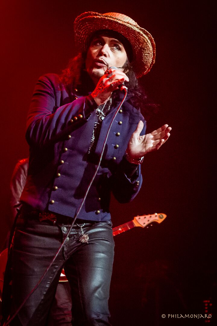 The Big Takeover Adam Ant W Glam Skanks Vic Theatre Chicago Il September 7 2019