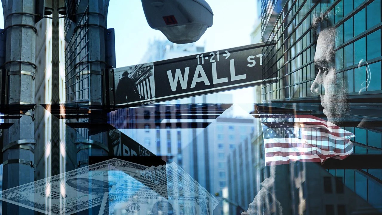 Eric Trump prévient Wall Street: «Embrasser la crypto ou mourir» Eric Trump prévient Wall Street: «Embrasser la crypto ou mourir»